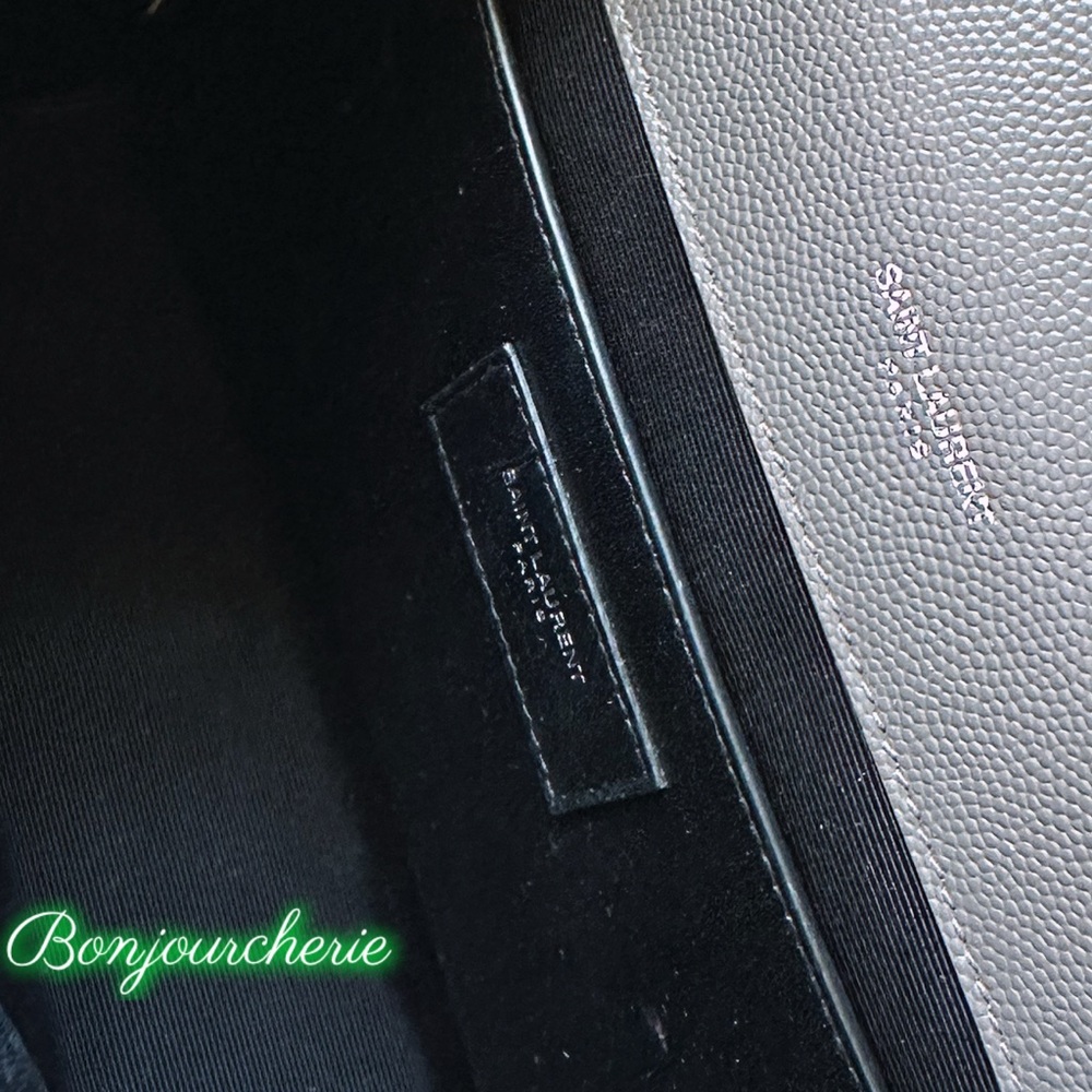 Authentic Saint Laurent large envelope bag - Picture 11 of 16